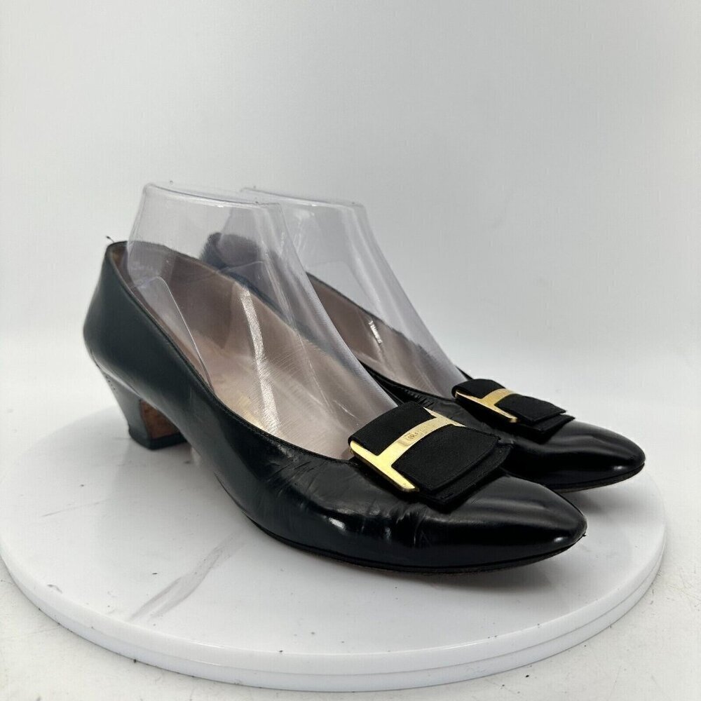 Salvatore Ferragamo Women Size 8.5 AAAA Black Leather Slip On Medium Heel Pump - Picture 2 of 14